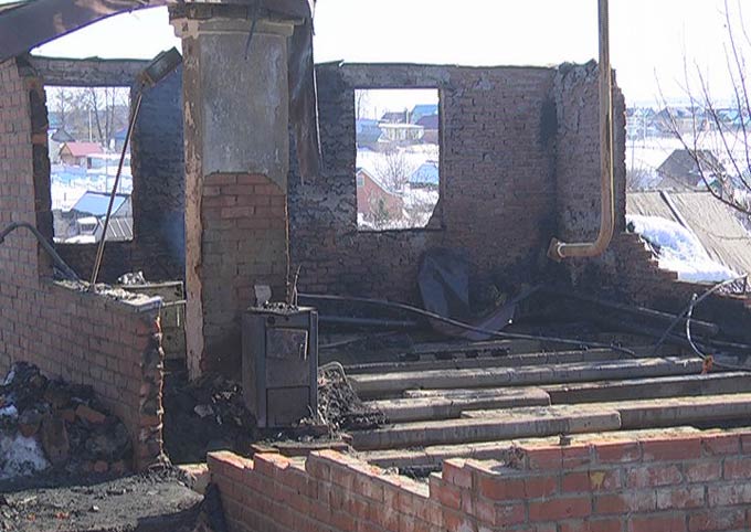 Следователи возбудили уголовное дело после пожара в селе Шереметьевка