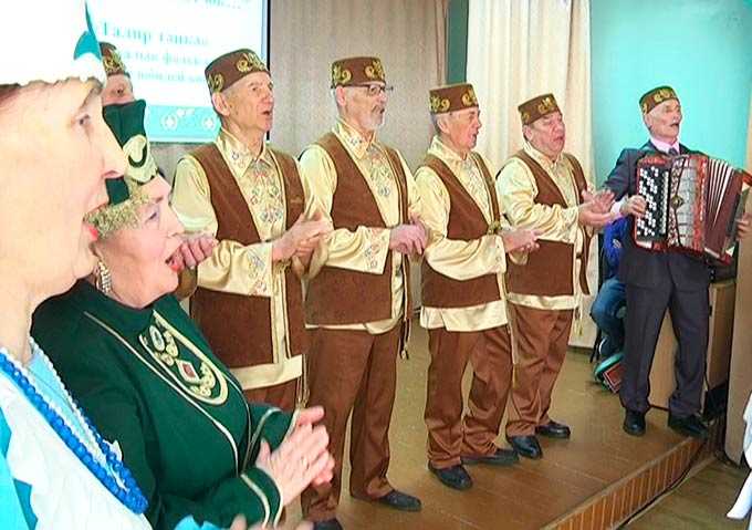 Фольклорный ансамбль «Талир тәңкә» отмечает юбилей