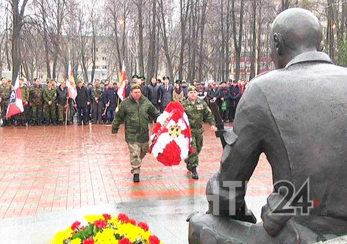 Нижнекамцы отпраздновали День внутренних войск России