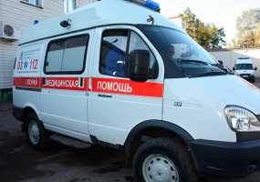 Студентам-медикам обещают платить 40 тыс рублей и квартиру за работу на "скорой" в Нижнекамске - НТР 24