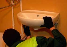 Лайфак: простой и недорогой способ устранить засор - НТР 24