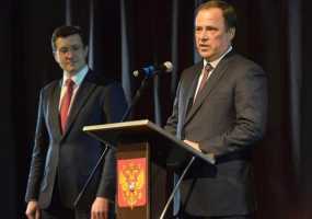 Игорь Комаров дал старт окружному фестивалю «Театральное Приволжье» - НТР 24