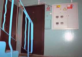 В Нижнекамске пьяный мужчина вломился в квартиру к своей соседке - НТР 24