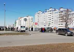 В Нижнекамске из-за выехавшей на "красный" автомашины произошло ДТП - НТР 24