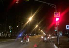 В Нижнекамске нарушившую ПДД пенсионерку увезли в больницу с серьезной травмой головы - НТР 24