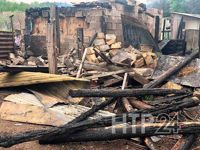В Нижнекамском районе дотла сгорела дровяная баня