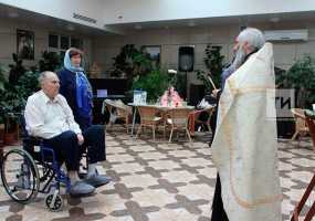 В Татарстане пациент с последней стадией рака обвенчался прямо в хосписе - НТР 24