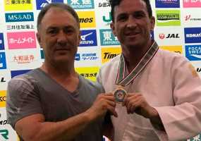 Борец из Нижнекамска вернулся из Японии золотым медалистом