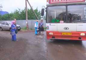 В Нижнекамске подрались водитель дачного автобуса и пассажир