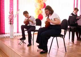 В Нижнекамске состоялся выпускной бал в «старейшей» музыкальной школе