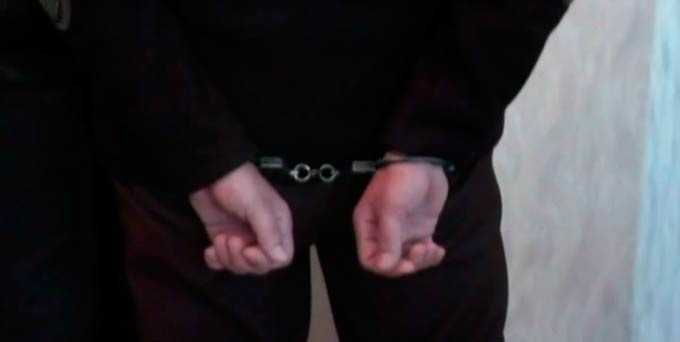 19-летнего жителя Нижнекамска задержали в Набережных Челнах с наркотиками