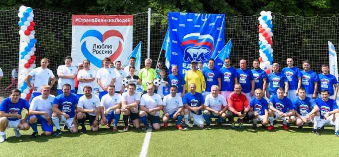В День России в футбольном матче прайм-лиги в Нижнекамске участвовали бизнесмены из Китая