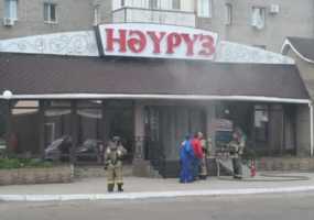 В Нижнекамске из-за возгорания в ТЦ "Навруз" эвакуировали посетителей сауны