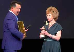 Нижнекамским медикам министр здравоохранения РТ вручил ключи от квартир - НТР 24