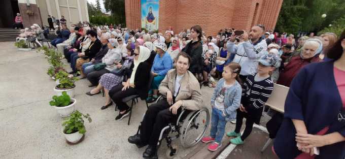 В Нижнекамске проходит православный Стахеевский фестиваль, посвящённый Казанской иконе Божией Матери