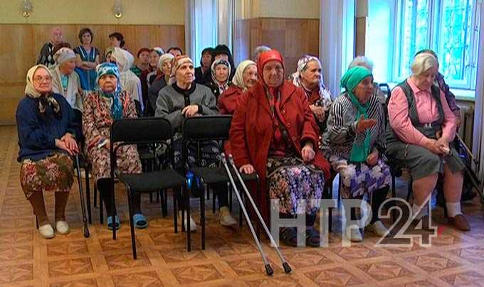 Жители Дома ветеранов в Нижнекамске встретились с представителями ЖКХ
