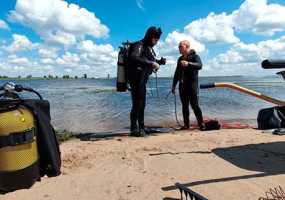 В Нижнекамске к масштабным соревнованиям заново очистили прибрежную полосу пляжа «Кама»