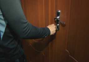 Незнакомец пробрался во дворец к королеве Великобритании пока она спала - НТР 24