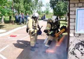 В Нижнекамске выбрали лучших бойцов пожарных подразделений Татарстана