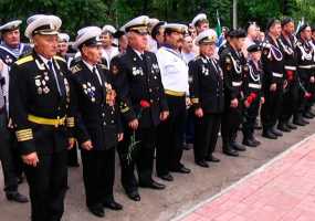 В Нижнекамске отметили 323-ю годовщину военно-морского флота России