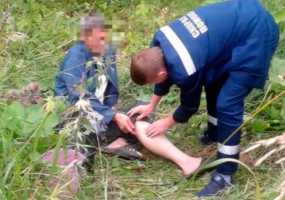 В Нижнекамске мужчина дозвонился до спасателей, и сообщил, что лежит в лесу и не может идти