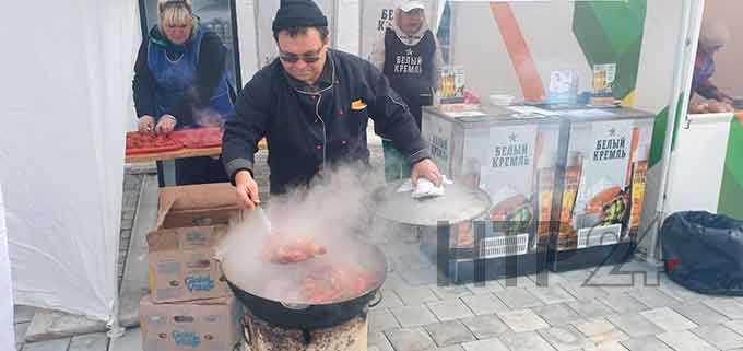 Жители Нижнекамска могут насладиться блюдами лучших шеф-поваров города