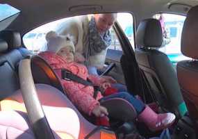 В России малообеспеченным семьям хотят выдать детские автокресла - НТР 24