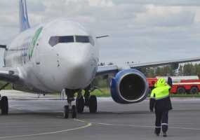 В международном аэропорту Нижнекамска самолет совершил жёсткую посадку - НТР 24