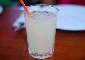 Врачи рассказали о страшном вреде лимонадов и пакетированных соков - НТР 24