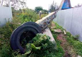 В Нижнекамске строительный мусор преградил дорогу дачникам