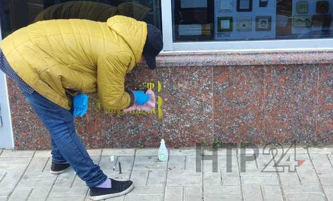 В Нижнекамске десант «художников» за ночь разместил на стенах домов рекламу наркотиков