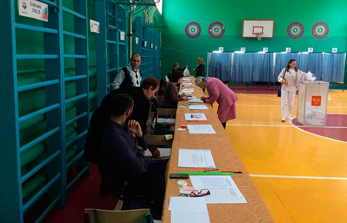 К полудню в Нижнекамске явка на выборы депутатов Госсовета РТ составила 21 процент