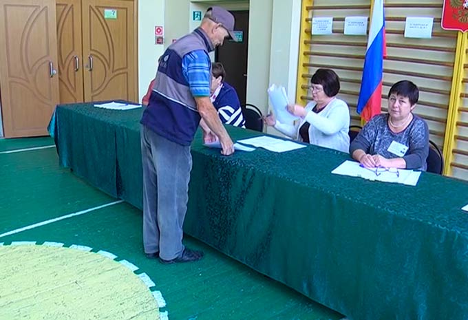В проведении единого дня голосования в Нижнекамске участвовали почти 2 тыс человек