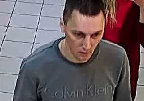 В Нижнекамске молодой человек украл кошелек с 15 тыс рублями у предпринимателя - НТР 24