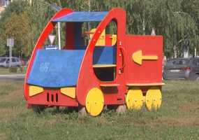 На детской площадке в Нижнекамске осы покусали детей - НТР 24