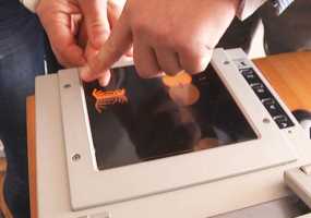 Нижнекамские полицейские собирают отпечатки пальцев горожан. Для чего они это делают? - НТР 24