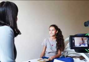 В Нижнекамске 10-летняя девочка написала книгу о медиках, которые лечили ее 2 месяца