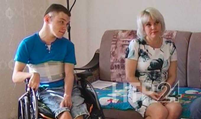 В Нижнекамске семья подростка-инвалида второй месяц ищет решение жилищного вопроса