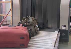 Как, не оплачивая багаж, пронести много вещей в самолет