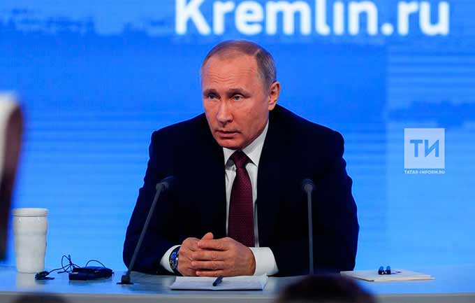 Песков отметил, что Владимир Путин не согласился бы с идеей праздновать окончание стояния на Угре