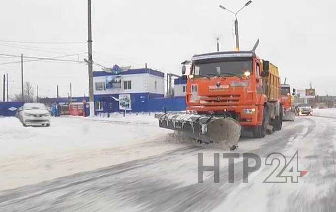 В Нижнекамске на борьбу со снежными заносами и уборку мусора на дорогах потратят десятки миллионов рублей