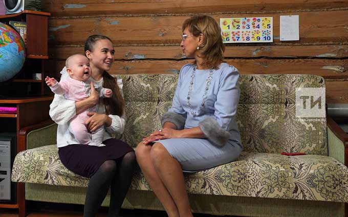 12 тысяч сельских жительниц Татарстана оформили ежемесячные выплаты на первенца