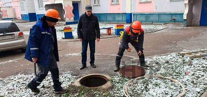 В Нижнекамске выявят все открытые канализационные люки