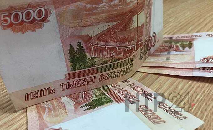 Бабушка, поверив в денежную реформу, поменяла 265 тыс рублей на купюры из банка приколов
