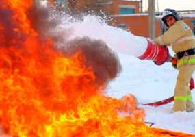 Нижнекамец второй раз стал лучшим пожарным России - НТР 24