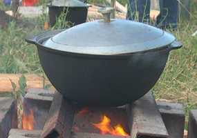 Трехлетний ребенок умер, упав в горячий суп - НТР 24