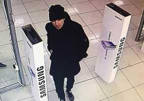 В Нижнекамске ищут мужчину, похитившего дорогой товар из "DNS" - НТР 24