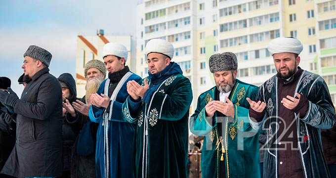 В Нижнекамске заложили камень под новую мечеть, которая обещает уникальной для Татарстана
