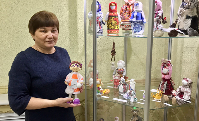 Нижнекамцев приглашают на выставку кукол и украшений ручной работы