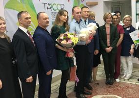 В Нижнекамске из роддома торжественно выписали сотого малыша 2020 года - НТР 24